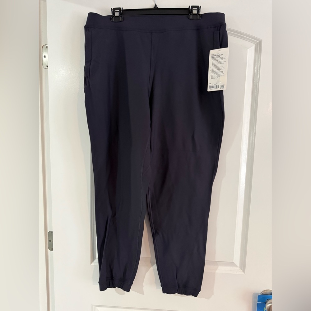 NWT LULULEMON Adapted State Fleece Joggers